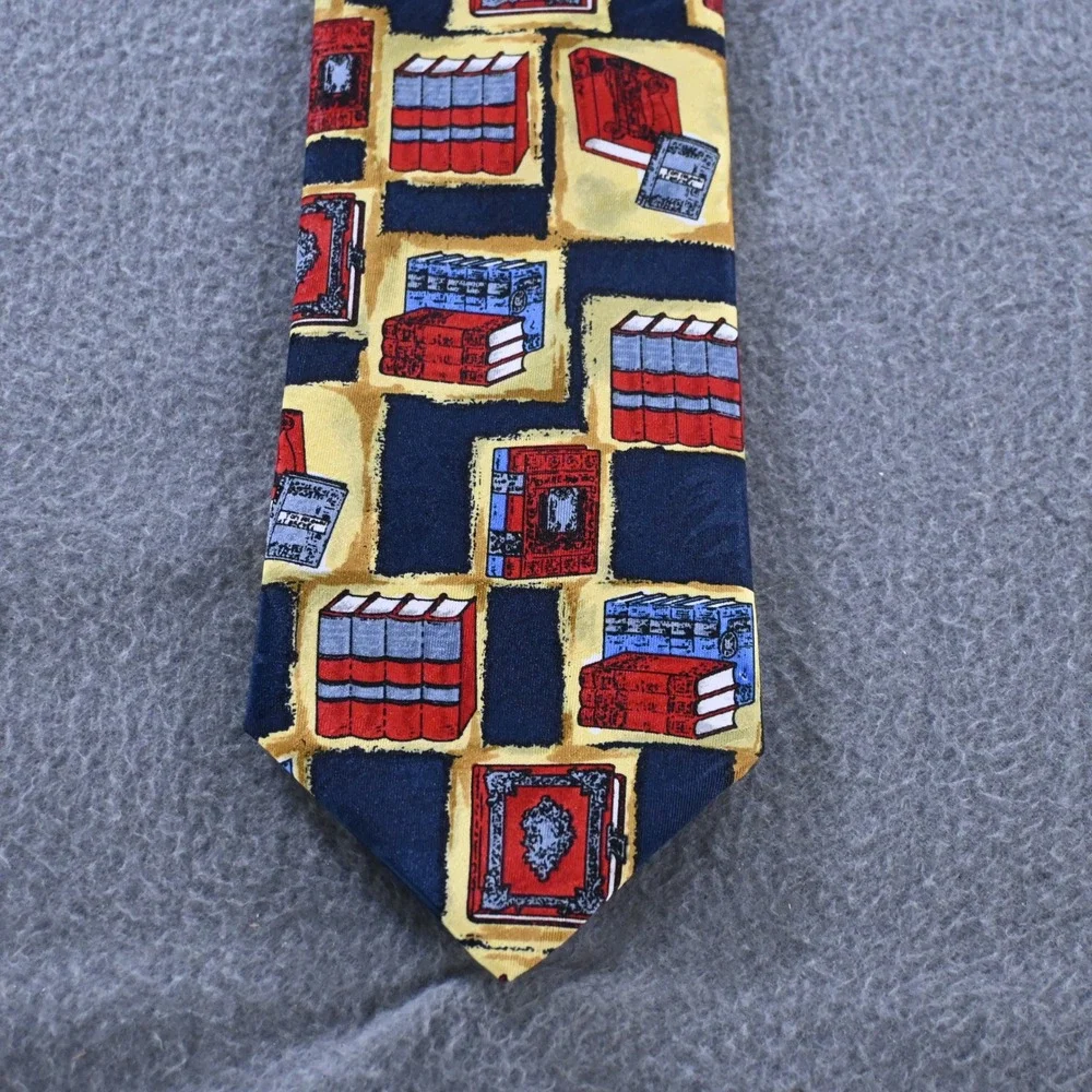 Leonardo Mens Bookshelf Print Library Necktie OS Navy Blue Yellow Red